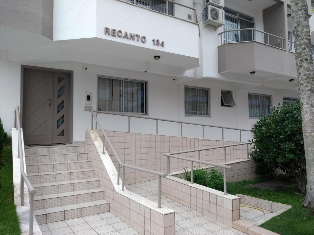 Apto Na Praia De 1 Dormitorio Com Vista Pro Mar A Poucos Passos Da Areia Apartment Florianopolis Exterior photo