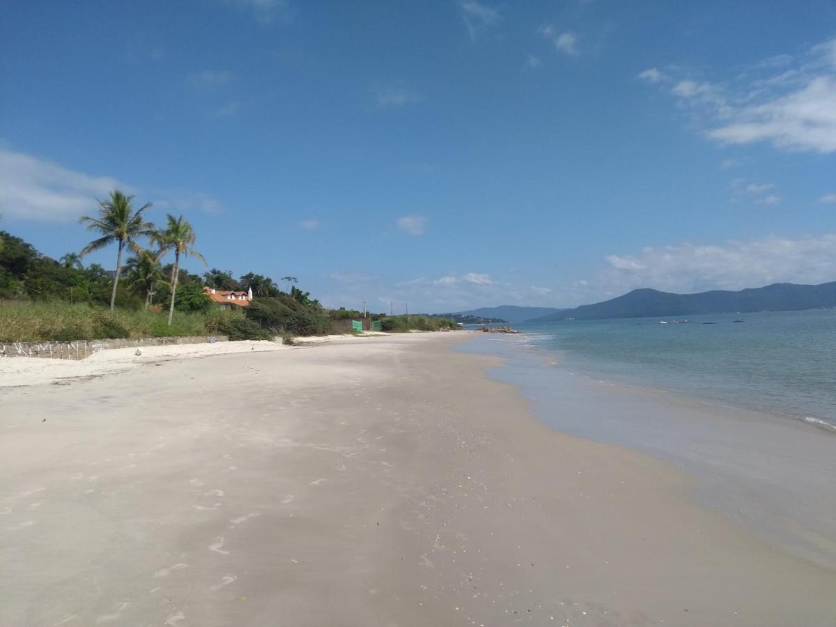 Apto Na Praia De 1 Dormitorio Com Vista Pro Mar A Poucos Passos Da Areia Apartment Florianopolis Exterior photo